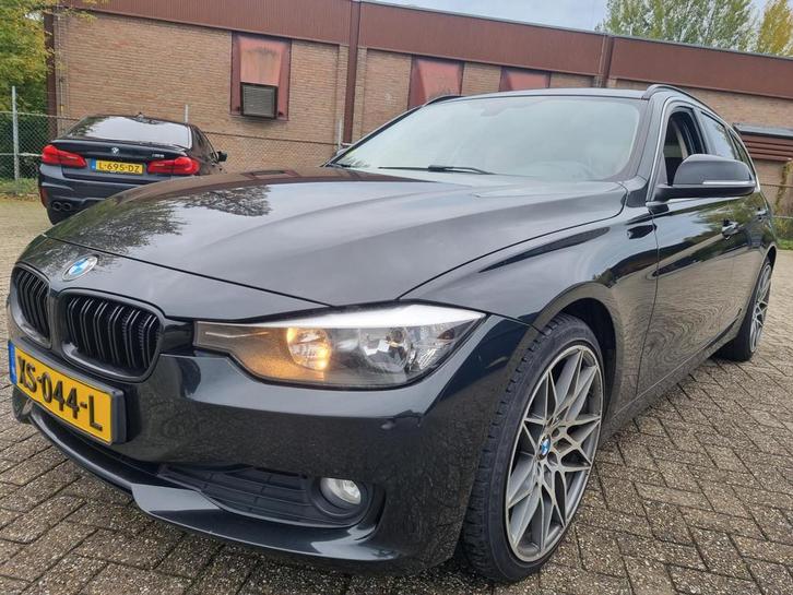 BMW 3-serie Touring 318d High Executive Leder Navi Clima, Auto's, BMW, Bedrijf, Te koop, 3-Serie, ABS, Airbags, Airconditioning