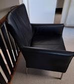 Fauteuil zwart met rvs poten, Ophalen, Gebruikt, 50 tot 75 cm, Leer