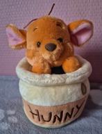 Disneystore japan winnie the pooh roo in honingpot knuffel, Ophalen of Verzenden, Nieuw, Overige typen