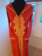 Marokkaanse brokaat Jelaba Rood /goud ( Kaftan - Maat 38-42), Maat 38/40 (M), Ophalen of Verzenden, Zo goed als nieuw, Rood
