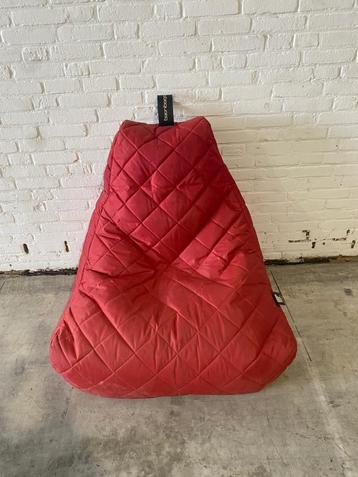 Zitzak beschikbaar voor biedingen