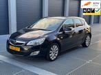 Opel Astra 1.4 Cosmo|sensors|cruise|boekjes|sportvelgen, Voorwielaandrijving, 101 pk, Gebruikt, 4 cilinders