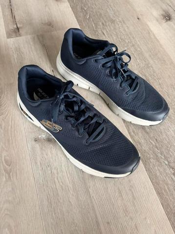 skechers heren beschikbaar voor biedingen