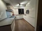 Hoogglans witte keuken (7 jaar oud) met werkende apparatuur, Ophalen, Gebruikt, U-keuken, Wit
