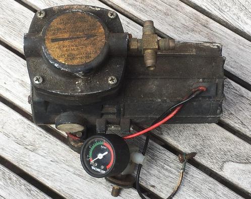 Accessoire pomp voor oppompbare schokbrekers Volvo 240 260 ., Auto diversen, Auto-accessoires, Gebruikt, Ophalen of Verzenden