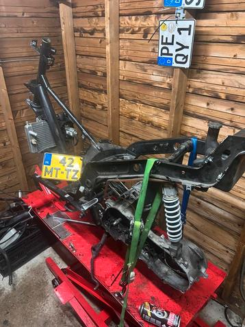 Gilera Runner M07 DD a1 frame 125cc NL beschikbaar voor biedingen