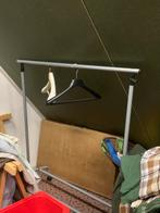 Ikea kledingrek met wielen te koop, Kleding | Dames, Kledingrekken, Ophalen, Zo goed als nieuw