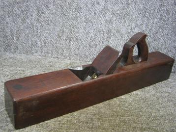 Houten (voorloper-) schaaf. Marples beitel beschikbaar voor biedingen