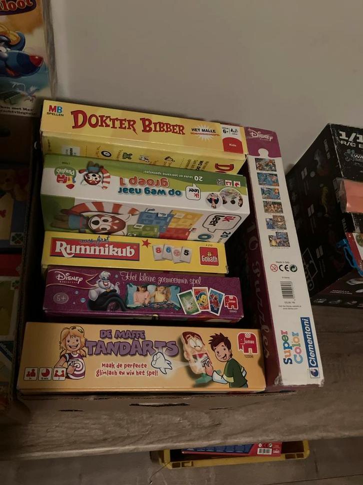 Doos vol Bordspellen, Hobby en Vrije tijd, Gezelschapsspellen | Bordspellen, Gebruikt, Een of twee spelers, Drie of vier spelers