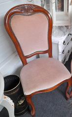 1 x mooie noten stoeltje nette staat, Huis en Inrichting, Stoelen, Ophalen of Verzenden, Zo goed als nieuw, Eén