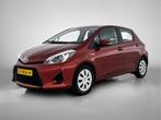 Toyota Yaris 1.5 Full Hybrid Comfort (bj 2014, automaat), Gebruikt, Zwart, 4 cilinders, Bedrijf