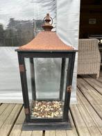 rustieke lantaarn met ruitjes en roestkap, Ophalen, Gebruikt, 50 tot 75 cm, Zwart