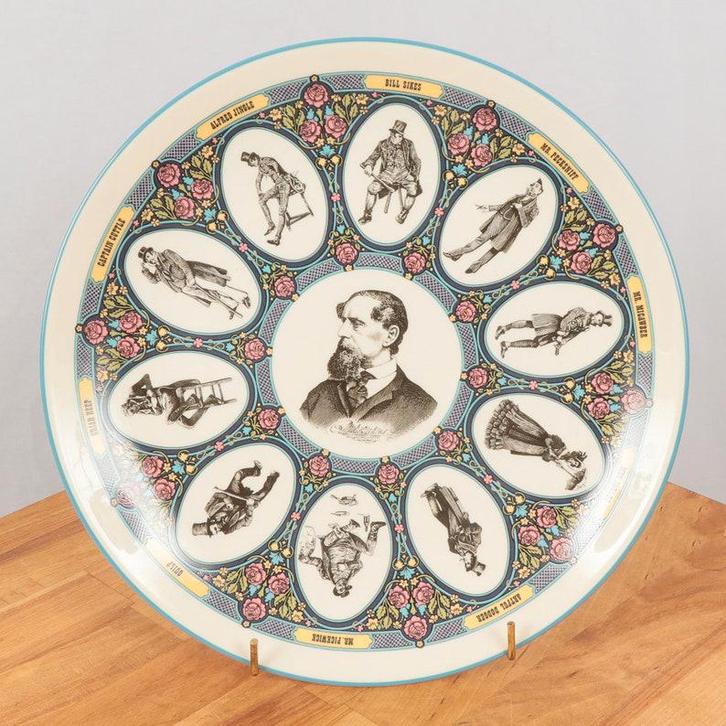 Charles Dickens-personages bord Vintage wandbord wedgwood, Antiek en Kunst, Antiek | Wandborden en Tegels, Ophalen of Verzenden