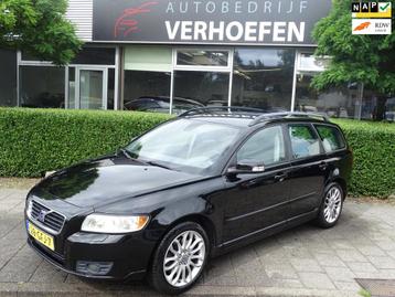 Volvo V50 2.4i Edition II - LEDER - CRUISE / CLIMATE - AIRCO beschikbaar voor biedingen