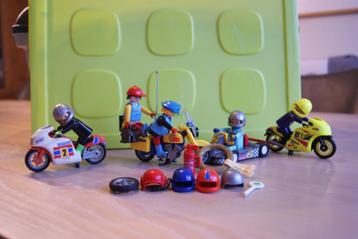 Motoren, kart, vintage, motorsport met overwinningskrans beschikbaar voor biedingen