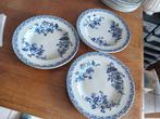 Terre De Fer 3 diepe borden serie DELFT uit FRankrijk, Ophalen of Verzenden