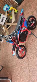 Elektrische Crossmotor Kids - Ultra inclusief helm!(nieuw), Fietsen en Brommers, Minibikes, Midibikes en Pitbikes, Ophalen of Verzenden