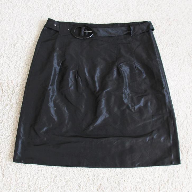 Zeer Mooie Gerry Weber Rok - 89* (Maat 44) € 45,-, Kleding | Dames, Rokken, Zo goed als nieuw, Maat 42/44 (L), Zwart, Boven de knie