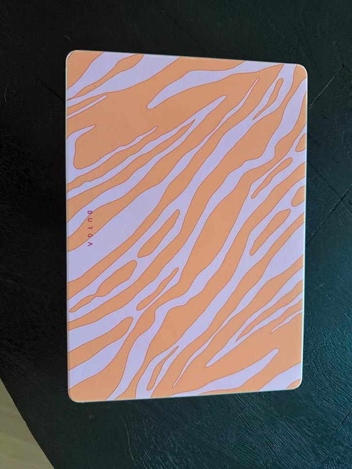 Burga Macbook Pro 14 inch Hoes, Computers en Software, Laptophoezen, Zo goed als nieuw, 14 inch, Ophalen