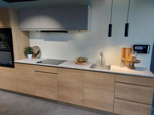 Showroom Keuken: Model Noliam Wood/Beige, Huis en Inrichting, Keuken | Complete keukens, Nieuw, Enkelwandige keuken, Overige kleuren