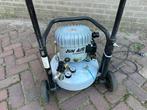 Jun-Air stille compressor, Ophalen, 6 tot 10 bar, Zo goed als nieuw, Minder dan 200 liter/min