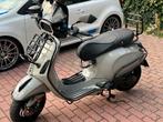 Vespa sprint full options, Fietsen en Brommers, Scooters | Vespa, Vespa S, Ophalen of Verzenden, Zo goed als nieuw, Benzine