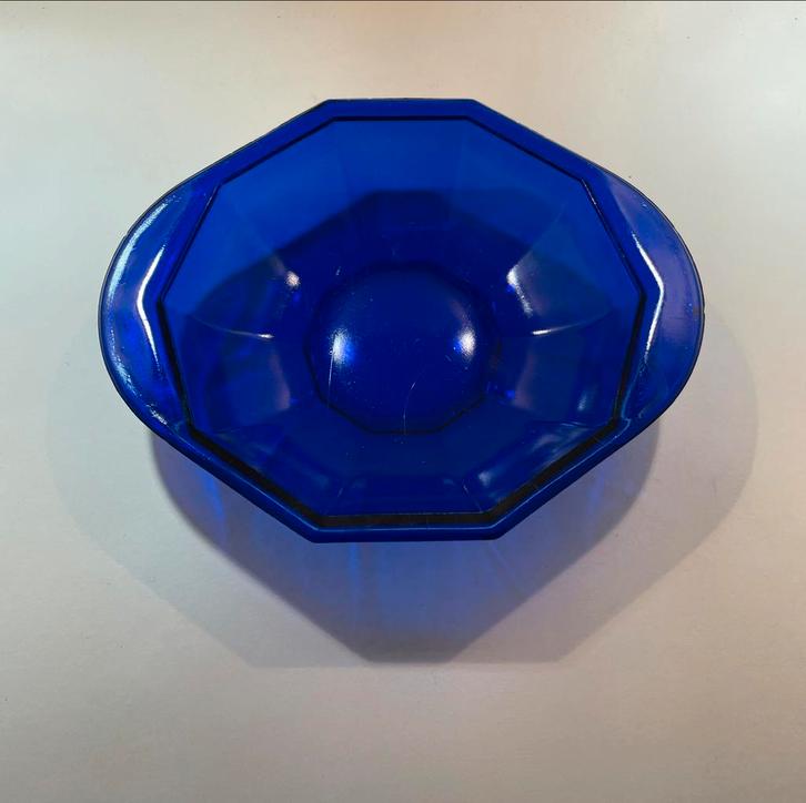 Leerdam blauw persglas van De Bazel 1921, Antiek en Kunst, Kunst | Designobjecten, Ophalen of Verzenden