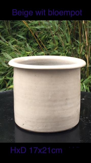 Oud Hollandse jaren’50 bloempotten tulpen beige crème beschikbaar voor biedingen