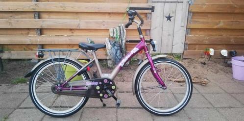 Te koop een hele mooie 20 inch meisjes fiets met slot, Fietsen en Brommers, Fietsen | Meisjes, Zo goed als nieuw, 20 inch, Ophalen