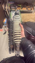 Zip en hexagon achterveer, Ophalen