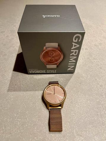Garmin Vivomove Style beschikbaar voor biedingen