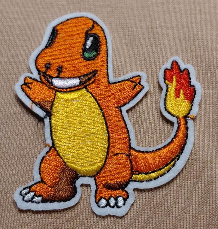 Opstrijkbare geborduurde applicatie  Charmander, Hobby en Vrije tijd, Kledingapplicaties en Hotfix, Nieuw, Overige applicaties