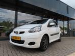 Toyota AYGO 1.0-12V Comfort Navigator Airco 2012, Voorwielaandrijving, Euro 5, Gebruikt, 4 stoelen