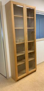 IKEA kast type Billy, blank gelakt met 2 glazen deuren, Huis en Inrichting, Kasten | Kledingkasten, Ophalen, Met plank(en), Gebruikt
