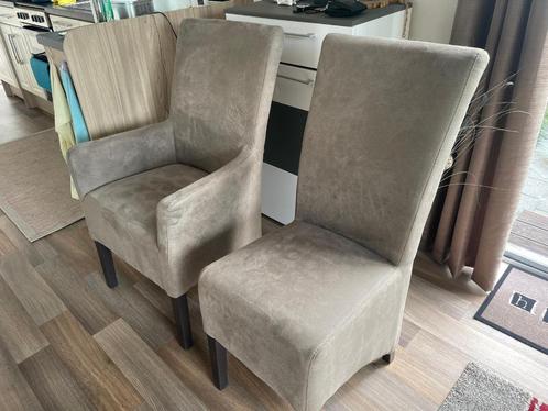 Te koop 4 eetkamerstoelen zgan, Huis en Inrichting, Stoelen, Zo goed als nieuw, Vier, Stof, Grijs, Ophalen