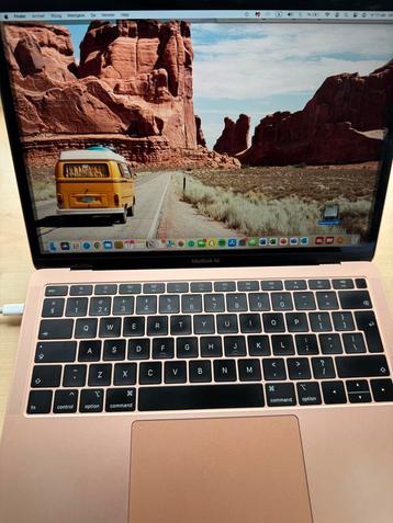 MacBook Air 13" Retina (2019) - Goud - Incl. Doos beschikbaar voor biedingen