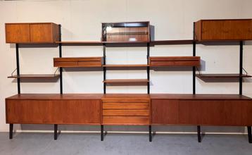 Poul Cadovius by Royal System vintage modulair wandsysteem beschikbaar voor biedingen
