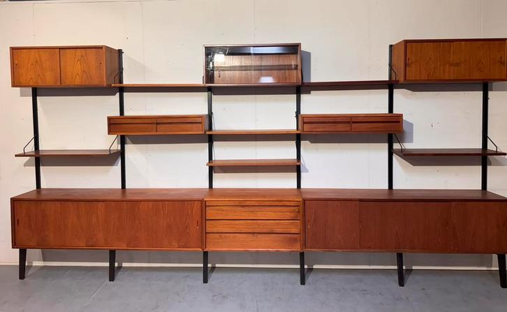 Poul Cadovius by Royal System vintage modulair wandsysteem, Huis en Inrichting, Kasten | Wandmeubels, Gebruikt, 200 cm of meer