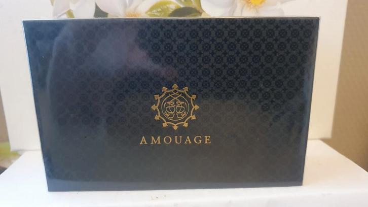 AMOUAGE Men's Sampler Set  of 12 perfumes, Sieraden, Tassen en Uiterlijk, Uiterlijk | Parfum, Nieuw, Verzenden