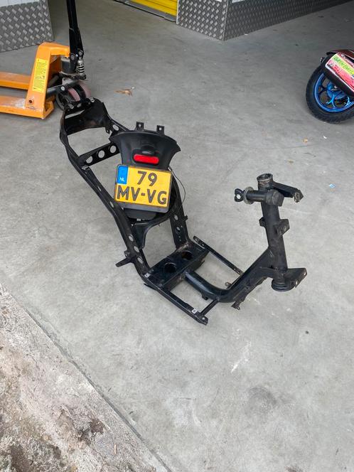 !VASTE PRIJS! Piaggio zip a1 125cc frame, Motoren, Tuning en Styling, Ophalen of Verzenden