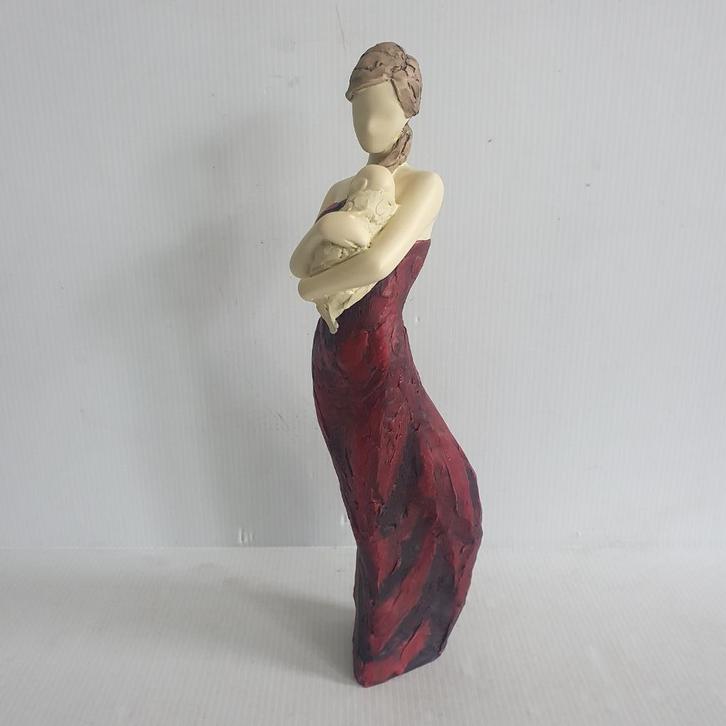 Hand on Heart - beeld van vrouw met kind, Antiek en Kunst, Kunst | Beelden en Houtsnijwerken, Ophalen of Verzenden