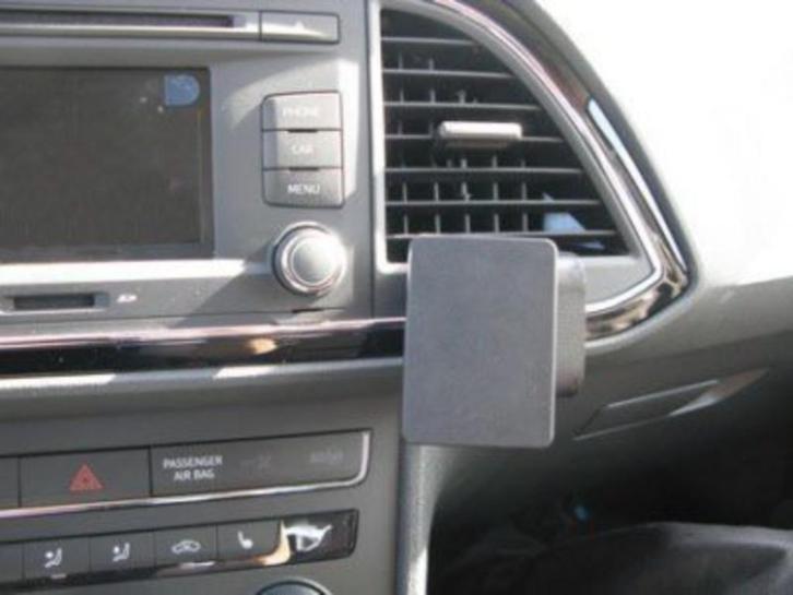 Brodit Proclip Seat Leon + Brodit iPhone passieve houder, Telecommunicatie, Telefoonhouders, Gebruikt, Auto, Ophalen of Verzenden