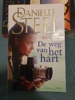 Danielle Steel - De weg van het hart, Danielle Steel, Ophalen of Verzenden, Zo goed als nieuw, Nederland