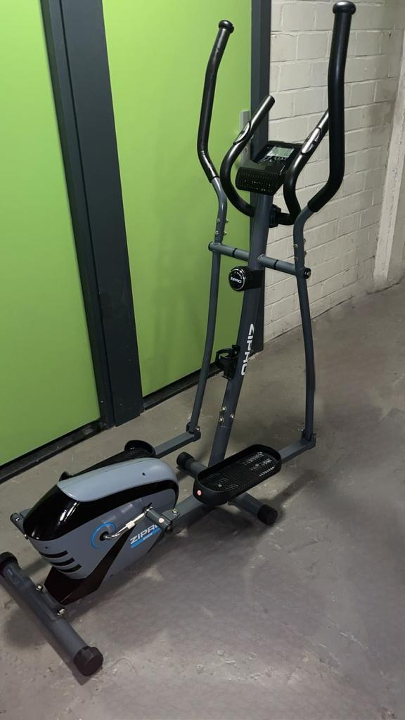 Zipro crosstrainer, Sport en Fitness, Fitnessapparatuur, Zo goed als nieuw, Crosstrainer, Ophalen of Verzenden
