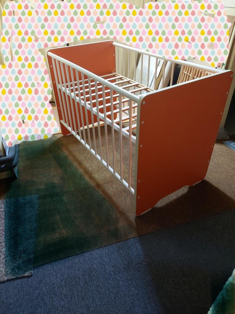 Leuk ledikantje vintage, Ophalen, Gebruikt, Ledikant