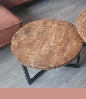 Mango houten tafeltje beschikbaar voor biedingen