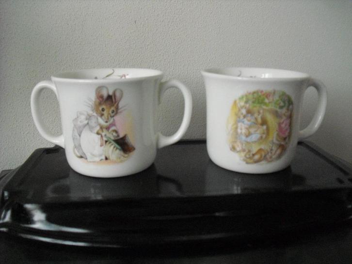 Beker & mok Beatrix Potter Royal Albert Flopsy Bunnies Hunca, Huis en Inrichting, Keuken | Servies, Nieuw, Overige typen, Overige stijlen