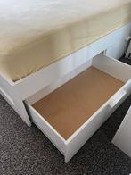 Witte bedframe 166x206 met lades (zonder matras) moet nu weg, Ophalen, Gebruikt, Wit, Tweepersoons