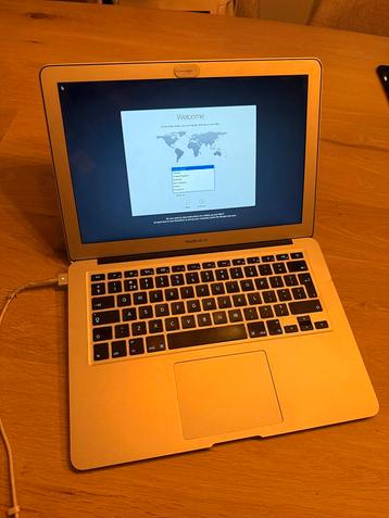MacBook Air 13 inch (2015) beschikbaar voor biedingen