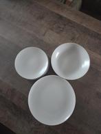 Ikea borden. Enkele keer gebruikt., Huis en Inrichting, Keuken | Servies, Ophalen, Zo goed als nieuw, Overige stijlen, Bord(en)
